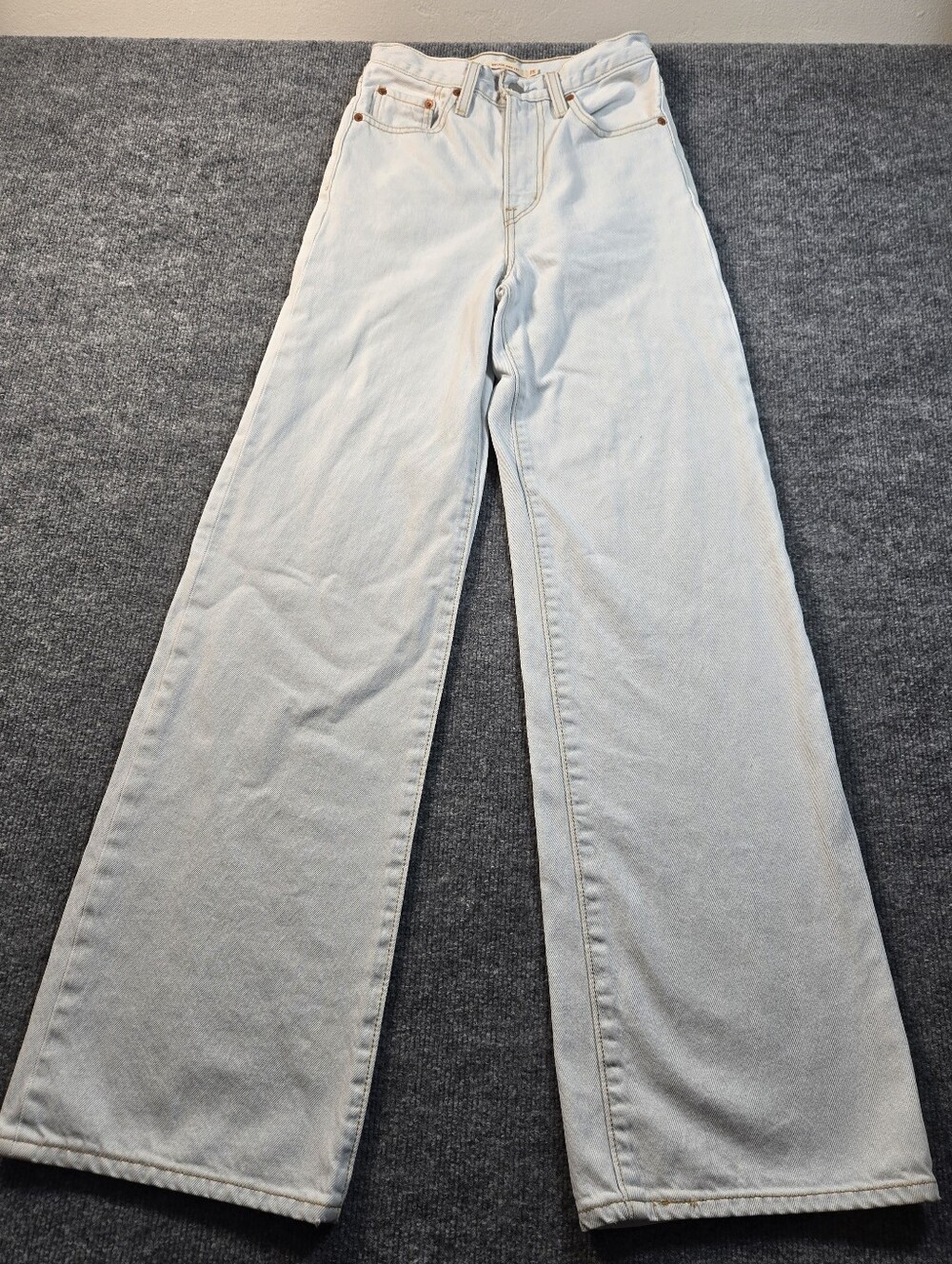 Levi's Premium Ribcage Wide Leg Light Wash Denim Jeans Size 25